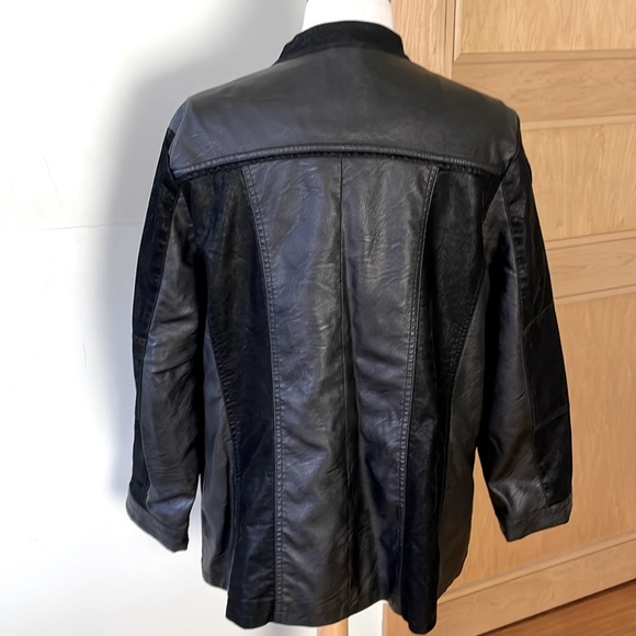 Vintage 90’s Claire France Black Faux Leather Jacket, Size 1X - Picture 6 of 14
